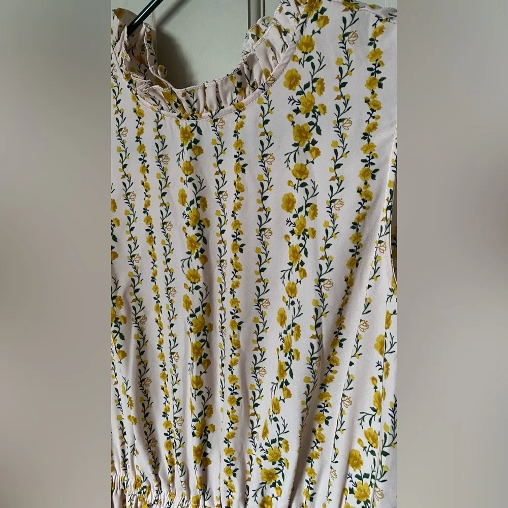 Floral Maxi Dress - Picture 3 of 6